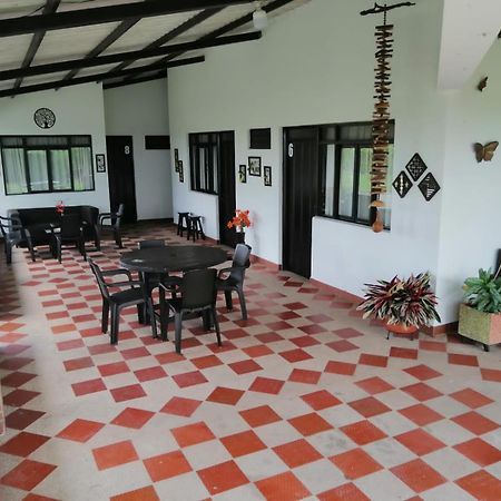 Finca Hotel El Saman De Alto Bonito Montenegro Zewnętrze zdjęcie