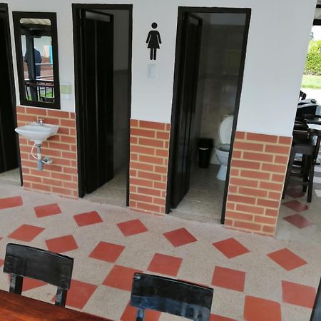 Finca Hotel El Saman De Alto Bonito Montenegro Zewnętrze zdjęcie
