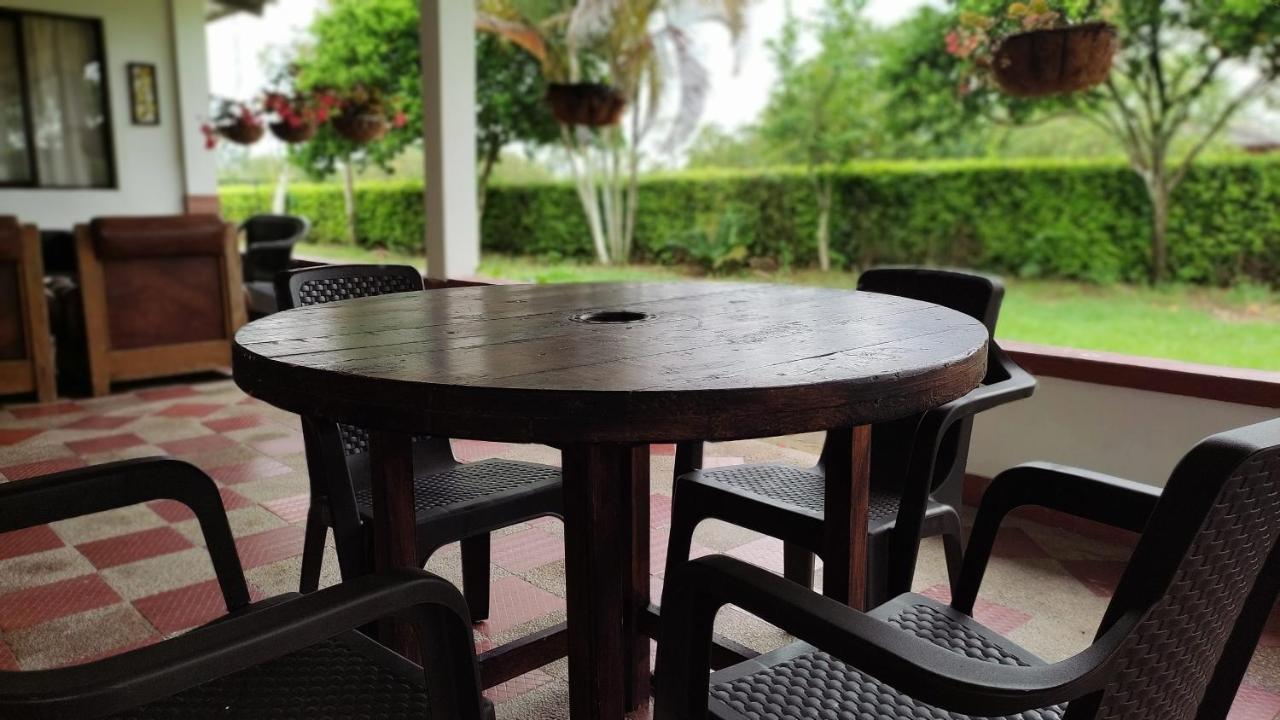 Finca Hotel El Saman De Alto Bonito Montenegro Zewnętrze zdjęcie
