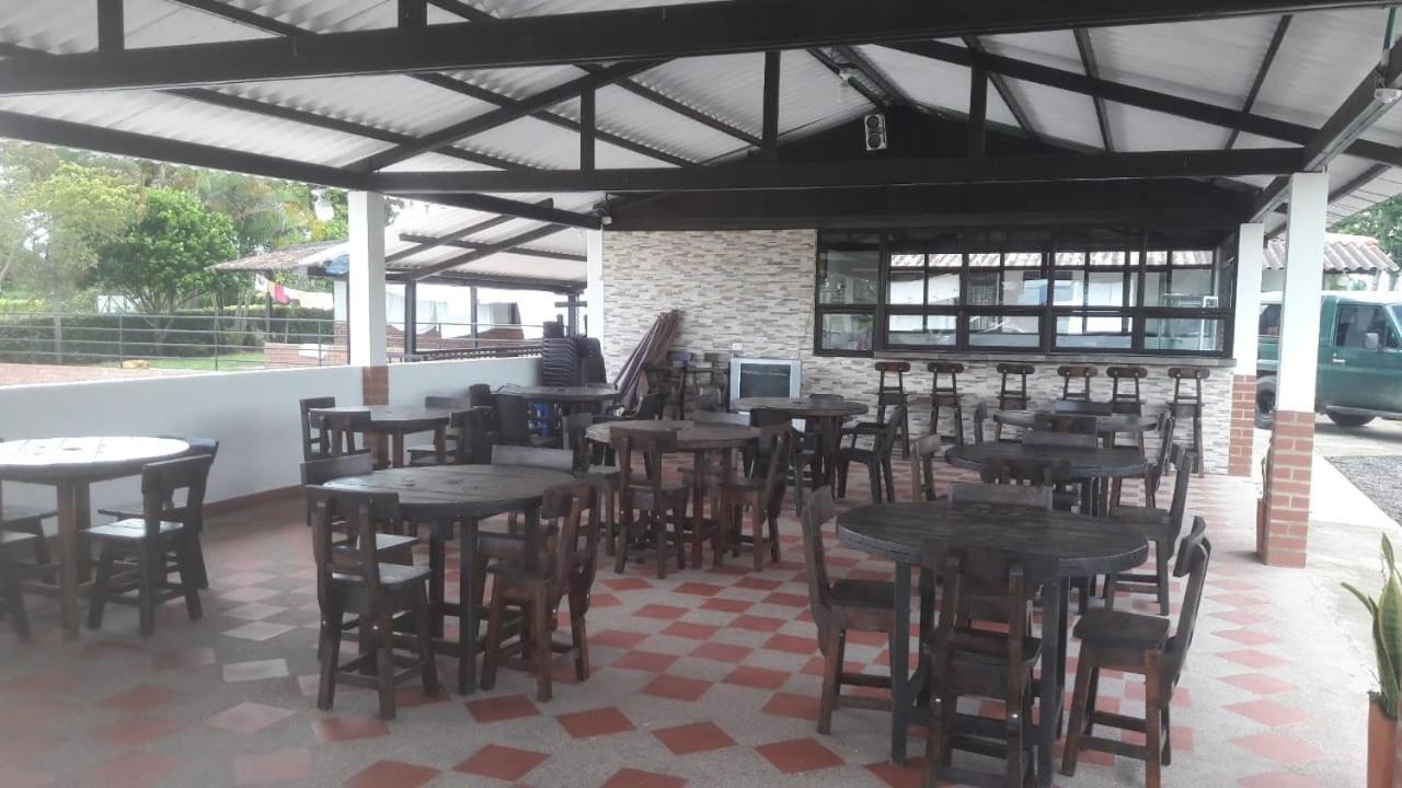 Finca Hotel El Saman De Alto Bonito Montenegro Zewnętrze zdjęcie