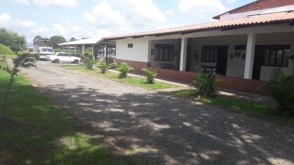 Finca Hotel El Saman De Alto Bonito Montenegro Zewnętrze zdjęcie