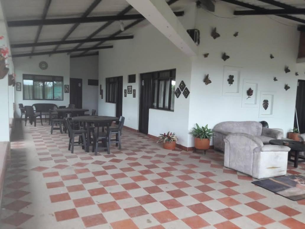 Finca Hotel El Saman De Alto Bonito Montenegro Zewnętrze zdjęcie